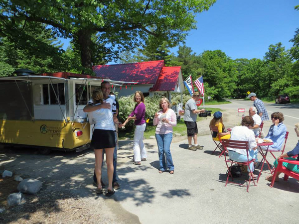 Tom Daldin filming in Good Hart the two RV Gypsies for a PBS TV Special 