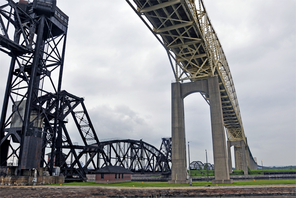 Cruising underneath the International Bridge