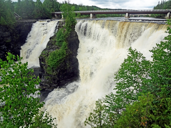 Kakabeka Falls