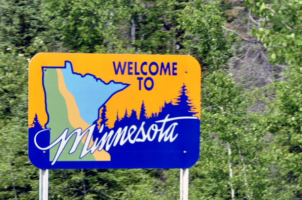 Welcome to Minnesota sign