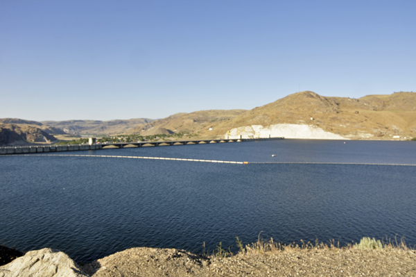 the bridge at Grand Coulee Dam