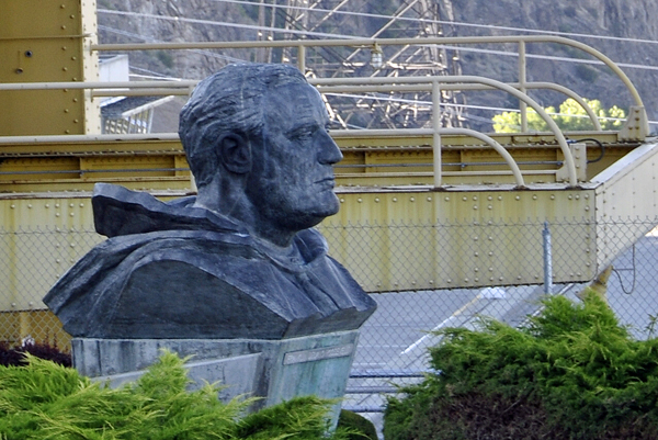 bust of Theodore Roosevelt