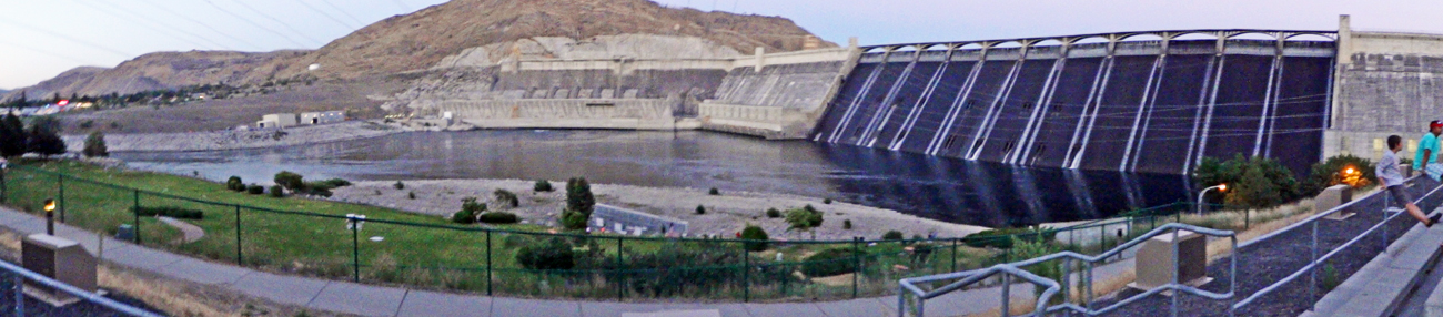 panorama of Grand Coulee Dam 