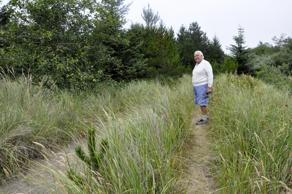 Lee Duquette on the trail from the campground to the ocean