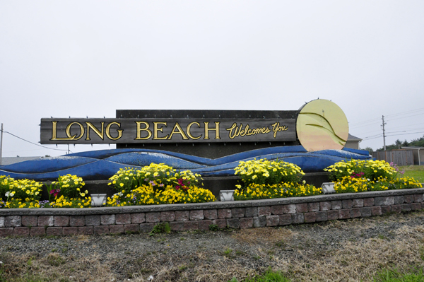 welcome to Long Beach sign