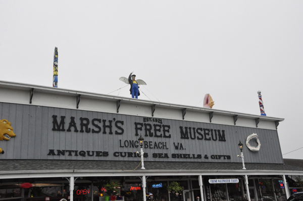 Marsh's Free Museum