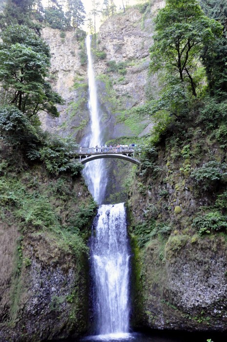 Multnomah Falls and The footbridge