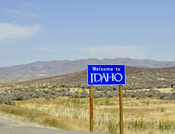 welcome to Idaho sign