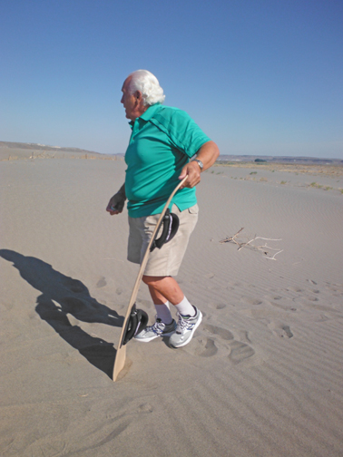 Lee Duquette heading to the big sand dunes