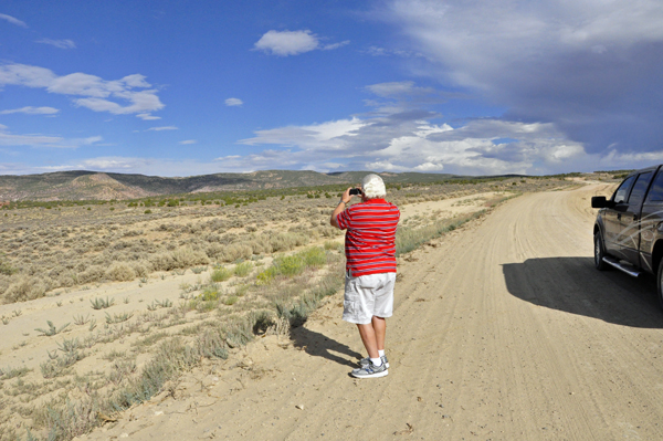 Lee Duquette taking pictures in the canyon