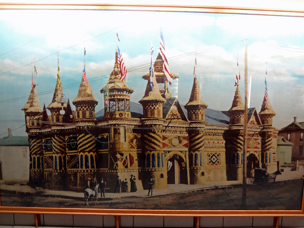 photo of the Corn Palace in previous years
