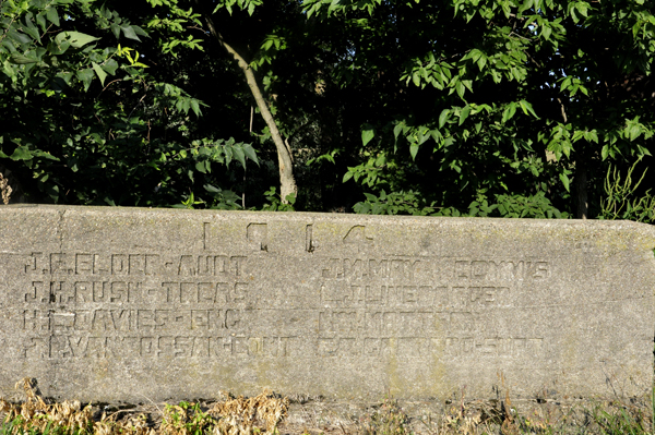 Not sure what is engraved on this wall.