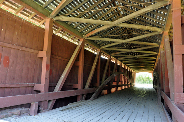 covered bridge at the Ernie Pyle Rest Area