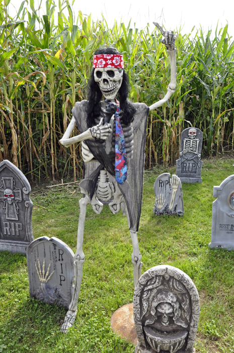 graveyard skeleton