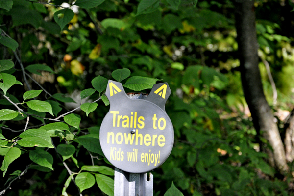 kids trail sign