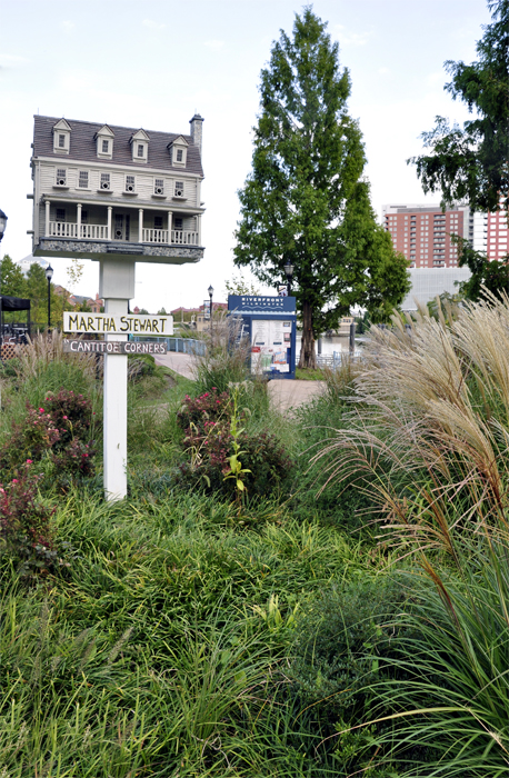 Martha Stewart birdhouse