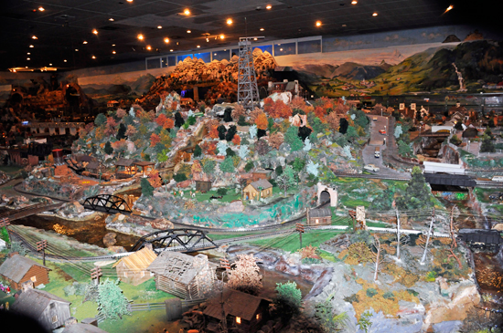 Roadside America Indoor Miniature Village