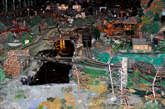 Roadside America Indoor Miniature Village