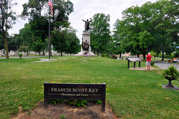 Lee Duquette at Francis Scott Key's memorial