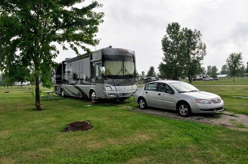 The RV and toad of the two RV Gypsies