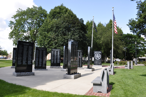 Mason City Veterans Monument