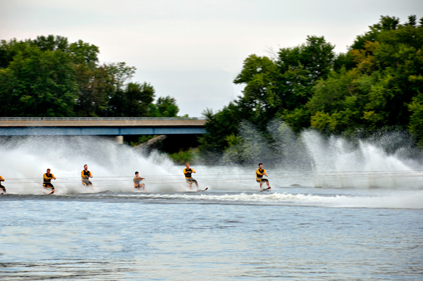 water skiers