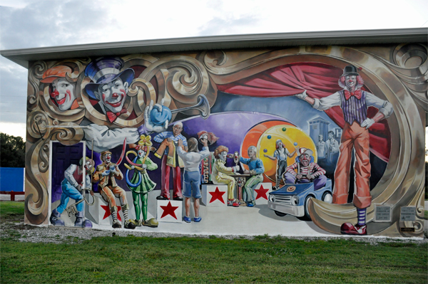 mural at Toby's Clown School