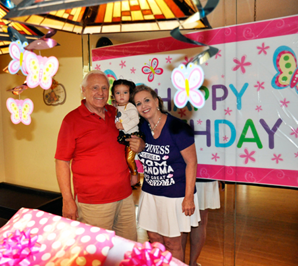 The two RV Gypsies with their great-granddaughter