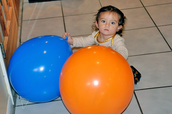 Gabby and big balloons