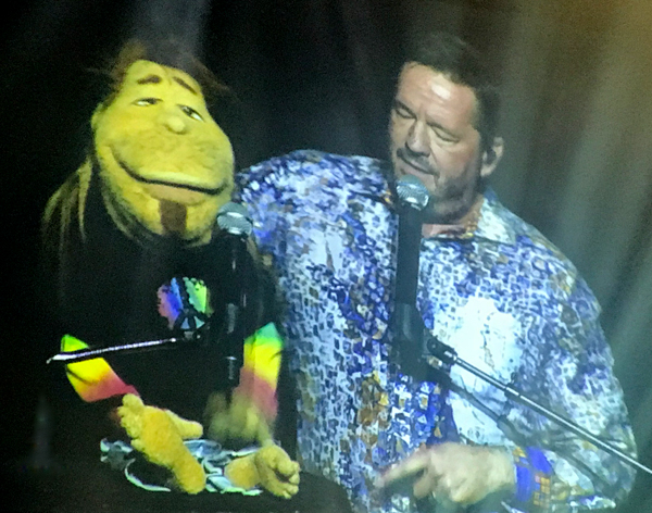 Terry Fator and Duggie