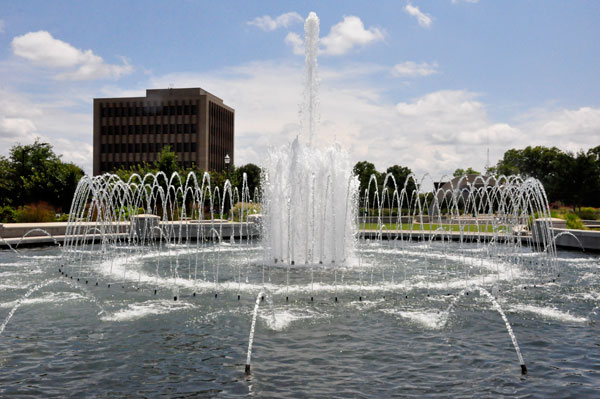 fountain at Fountain Park