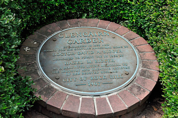 Glencairn Garden sign