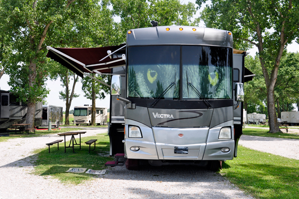 The RV and toad of the two RV Gypsies at Memphis KOA