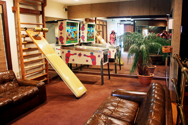 reflections in the mirror?at Graceland.