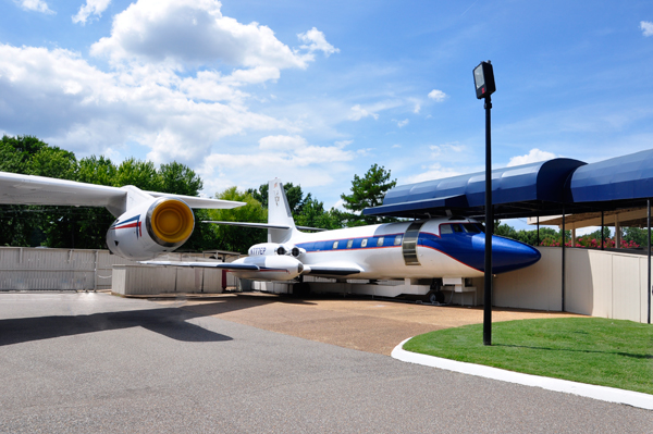 Elvis' custom Jet "The Hound Dog II"