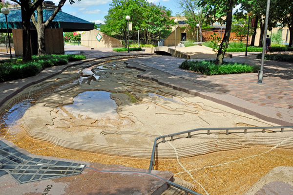 scale model of the Mississippi River