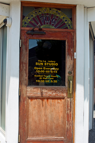 entrance to Sun Studio