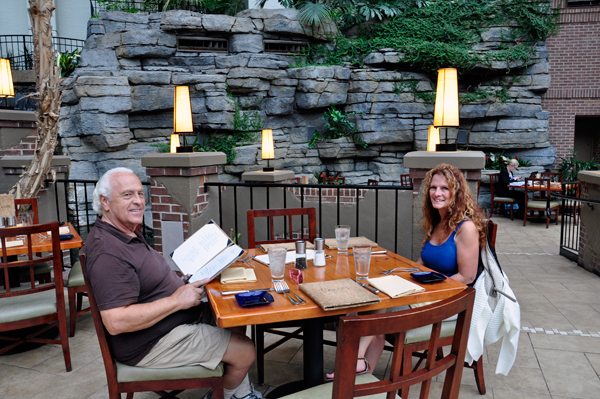 Lee Duquette and Ilse Blahak  eating inside the Gaylord Opryland Hotel