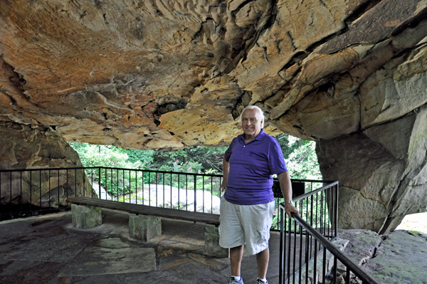 Lee Duquette under the 1,000 Ton Balanced Rock