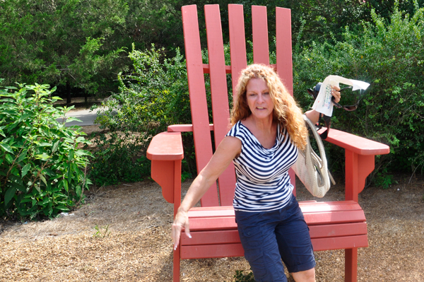 Ilse can't get away from the chair fast enough