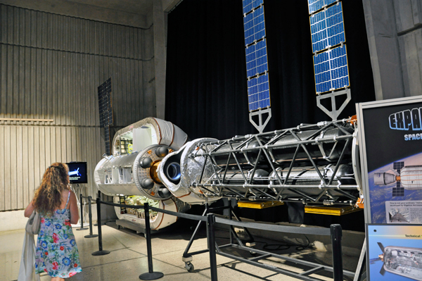 Ilse checking out the expandable space habitat display