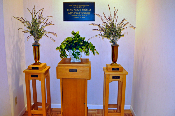 Elvis Presley Memorial Chapel