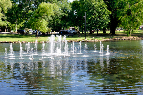 water fountain at Spring Park
