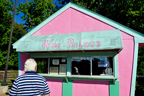 Wee Palace shop - closed
