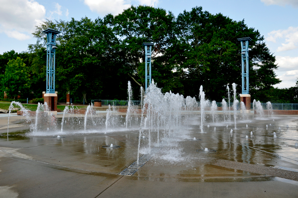 water fountain at a water park