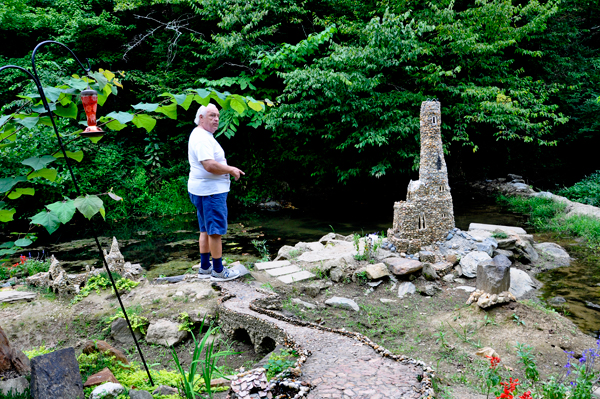 Lee Duquette checks out the Lighthouse