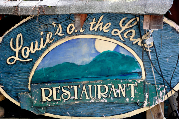 sign: Louie's on the Lake Restaurant 