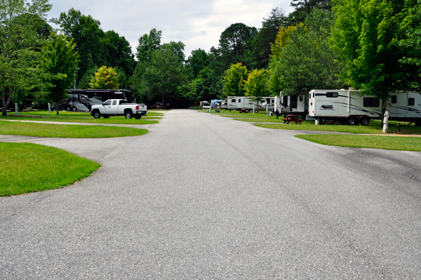 good roads at Sugar Mill Creek RV Resort