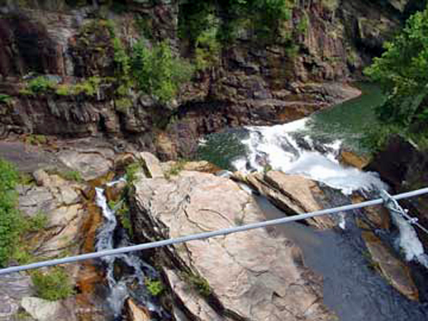 View from both sides of the suspension bridge