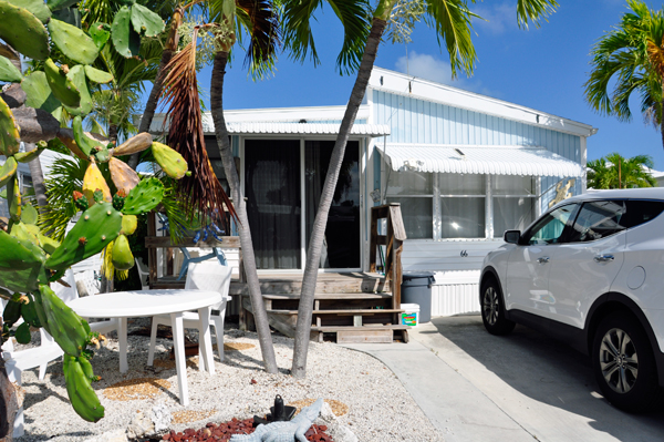 mobile home at Venure Out